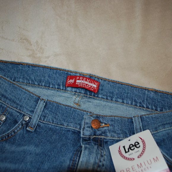 NWT Lee's Premium Select Straight Leg Denim Jeans - 40x30 - Picture 4 of 5